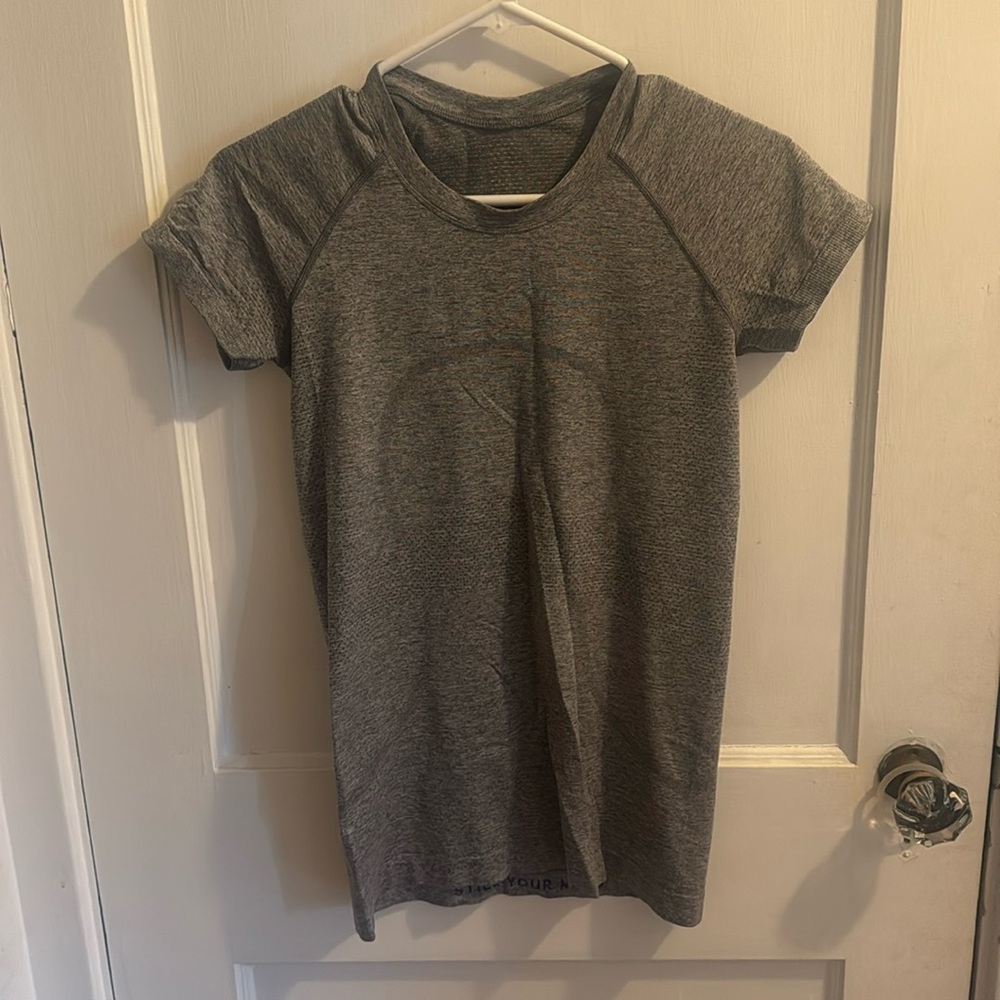 Lululemon work out top